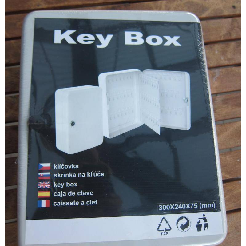 Key Safe Lock Box Key Storage Cabinet Holds 93 Keys