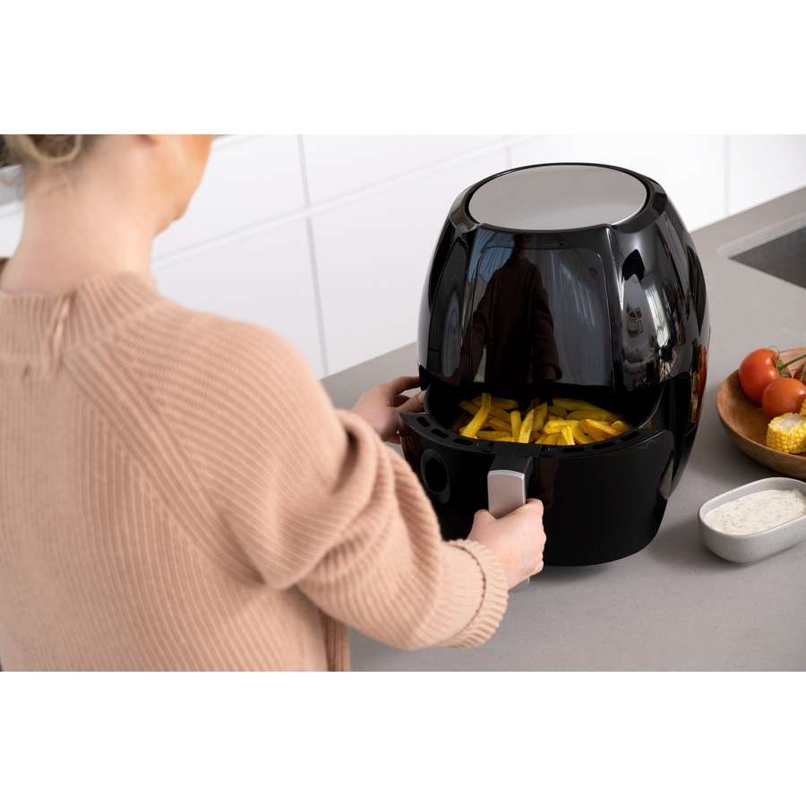 Healthy Choice 8L Digital Air Fryer, 1800W, Non-Stick, 8 Cooking Programs
