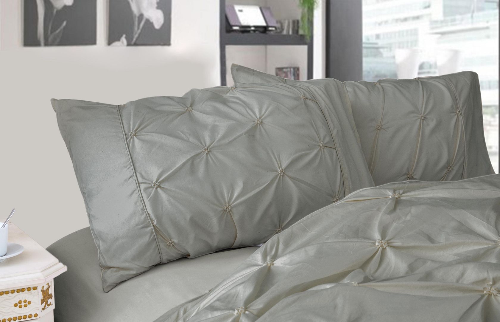 Diamond Pintuck Premium Ultra Soft King Size Pillowcases 2-Pack Grey