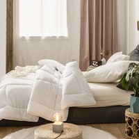 Shangri-La Hotel Quilt 600GSM