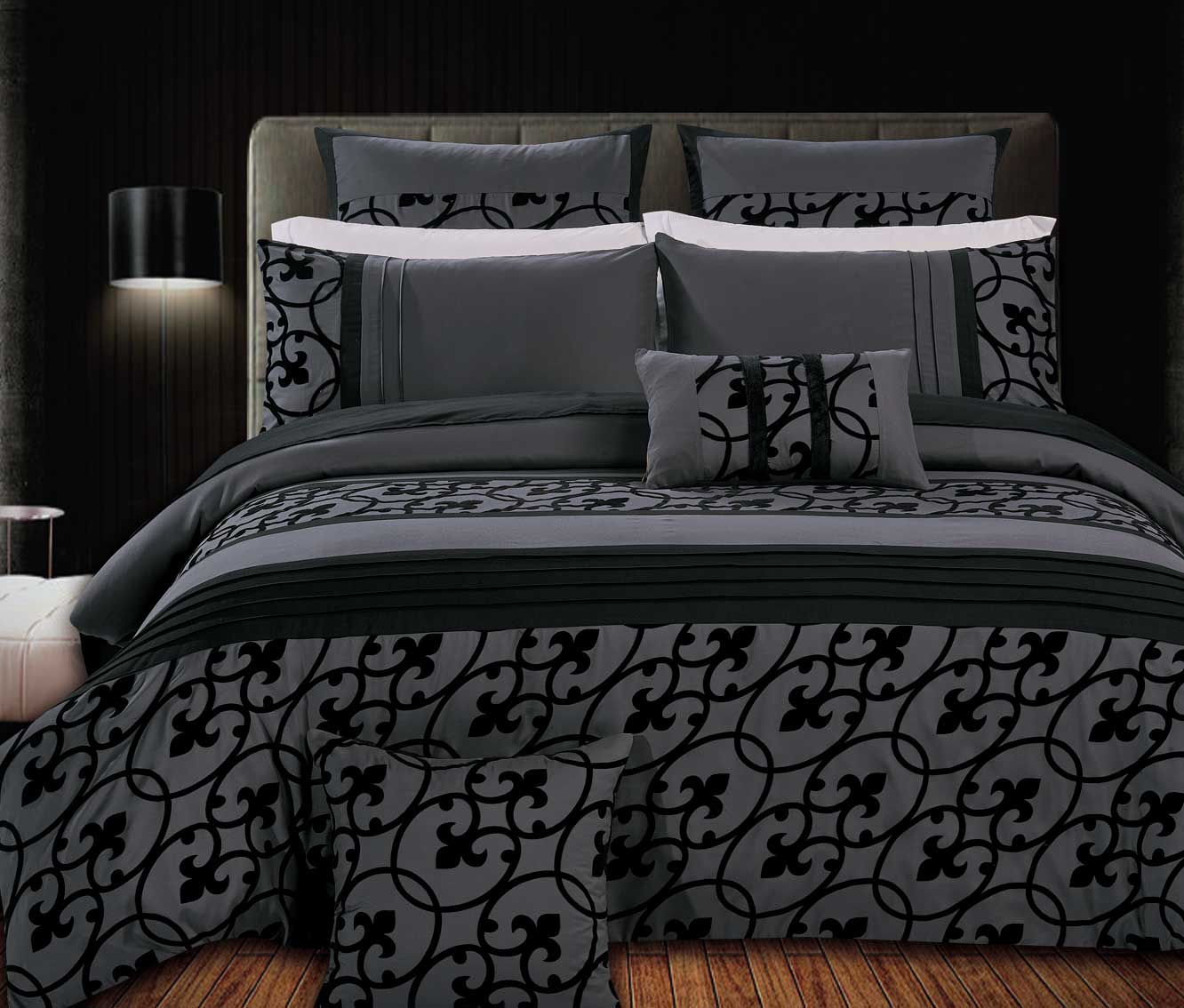 King Size 3pcs Scroll Floral Grey and Black Quilt Cover Set