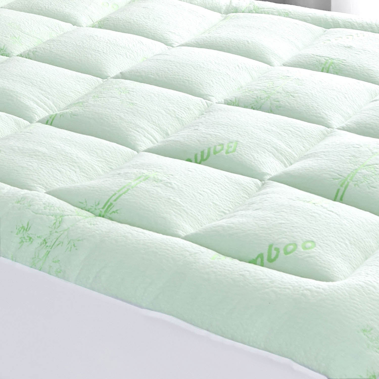 Luxton Breathable Bamboo Mattress Topper / Pad 800GSM