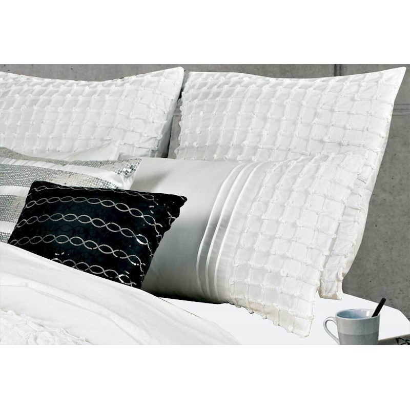 Buy Super King Size White Pintuck 3pcs Quilt Cover Set MyDeal