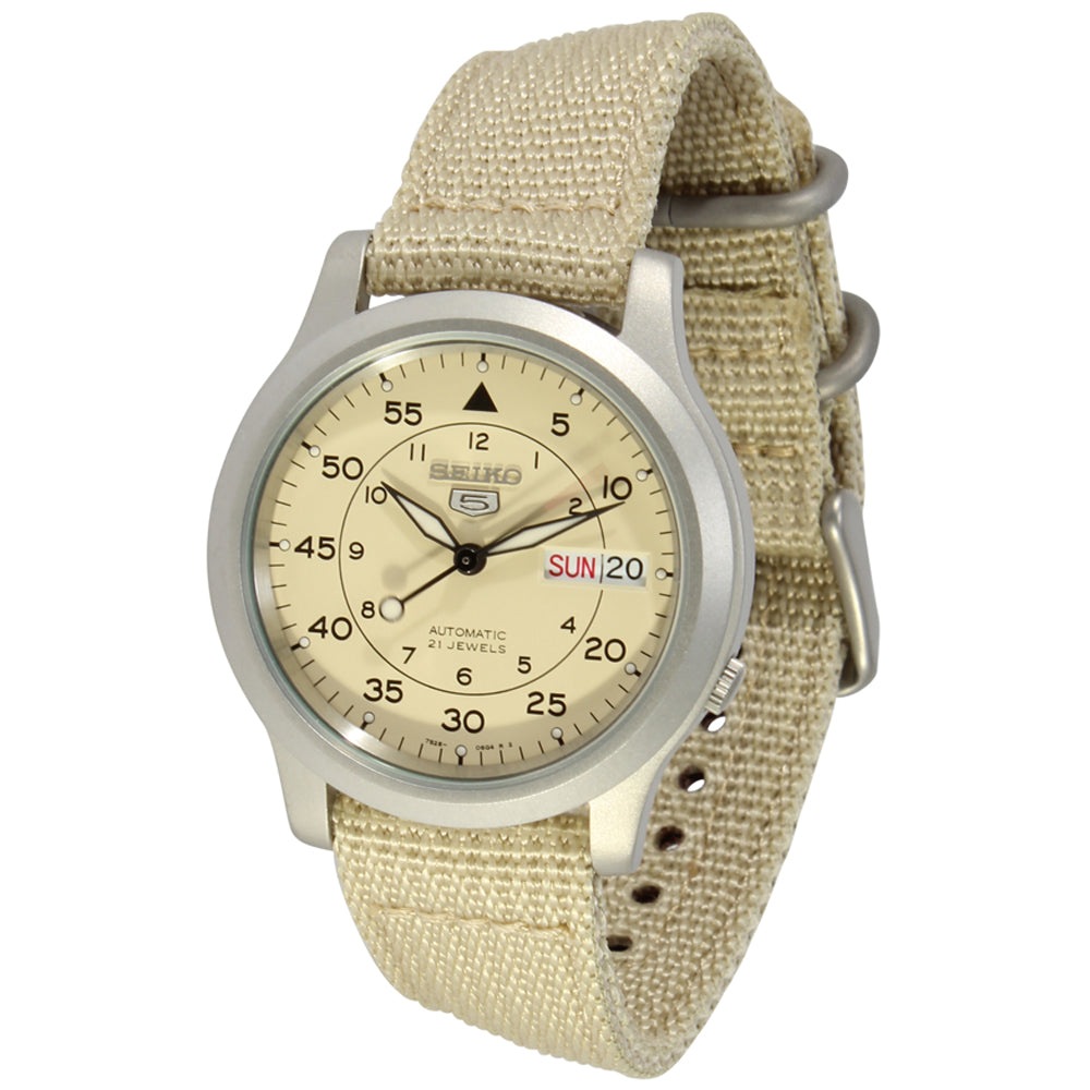 snk803 strap size