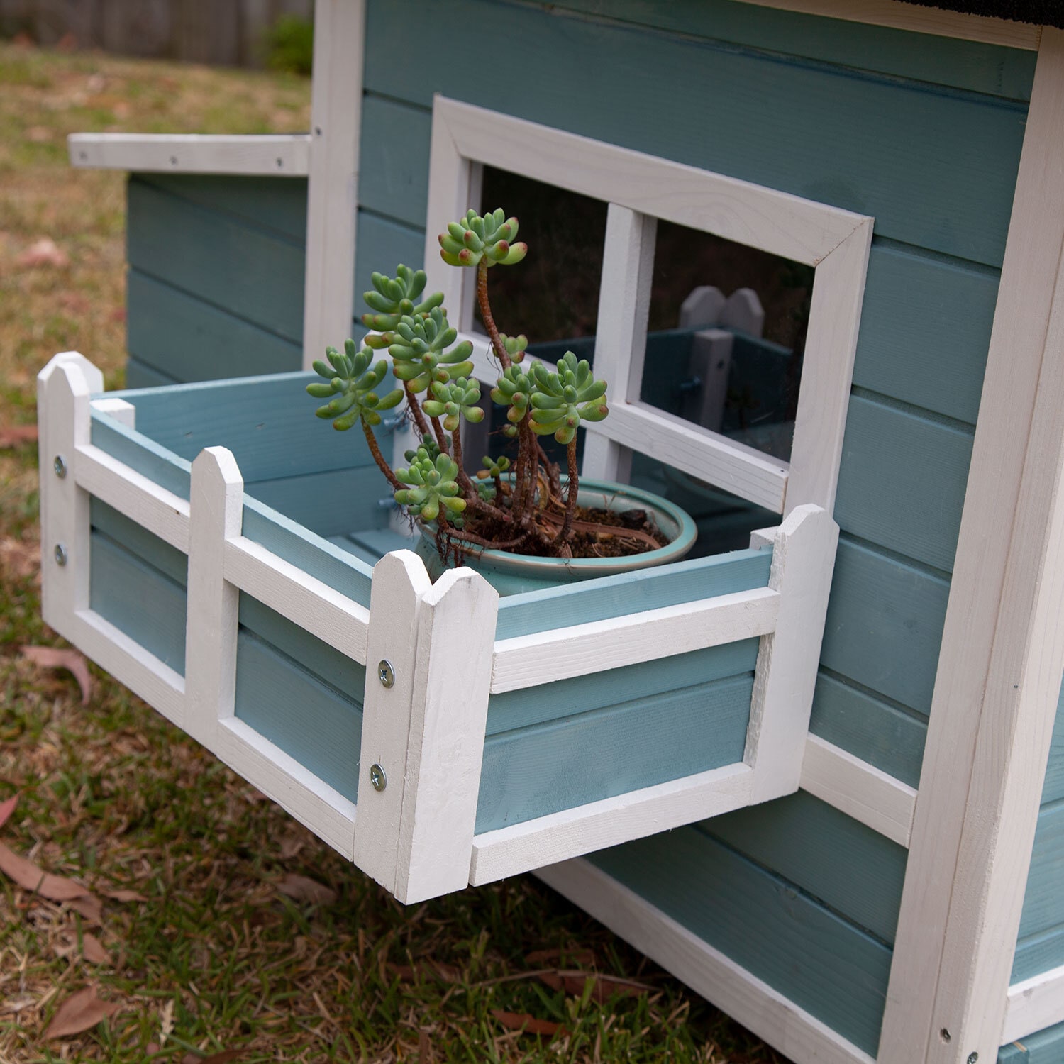 flyline garden window rabbit hutch