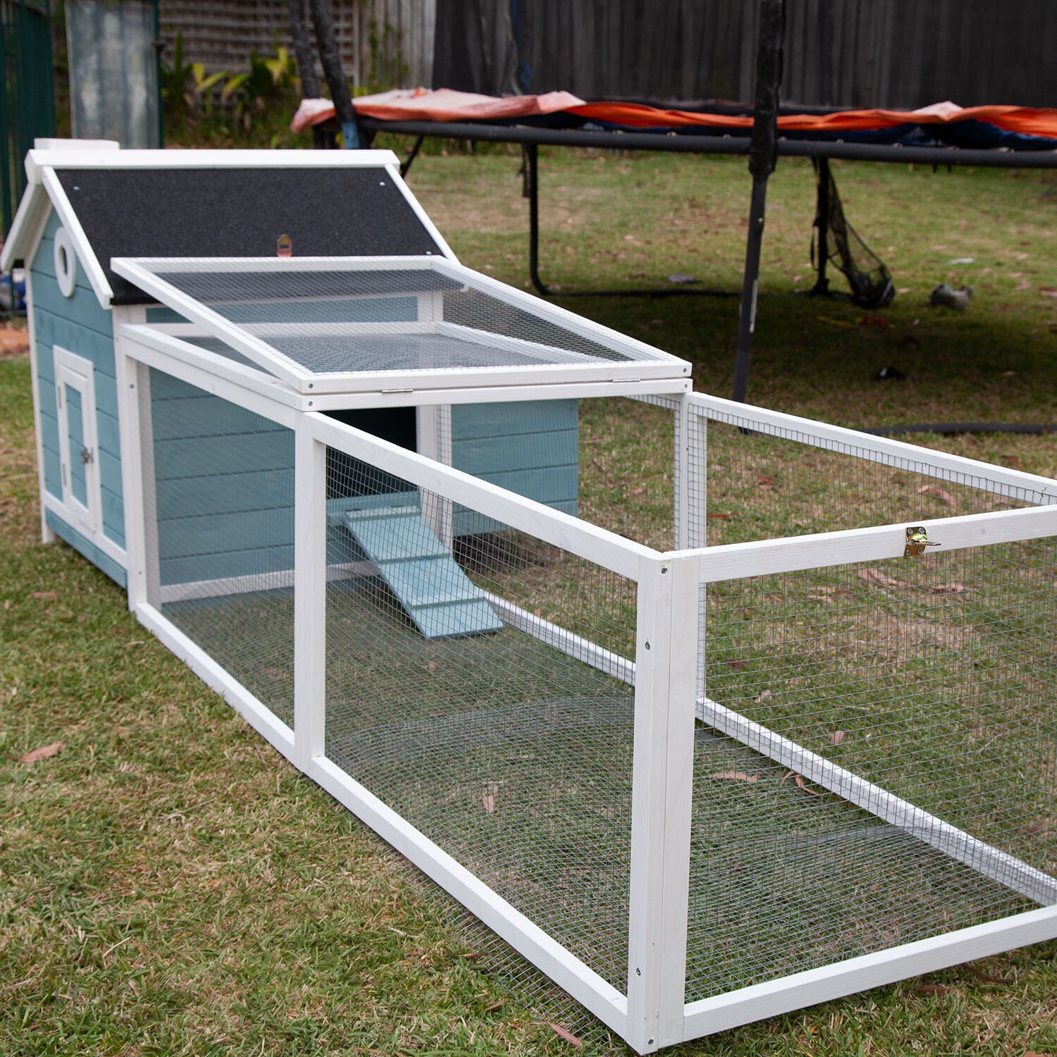 flyline garden window rabbit hutch