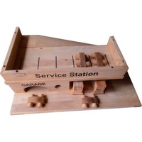 Q Toys Service station