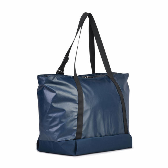 Pacsafe dry outlet beach bag