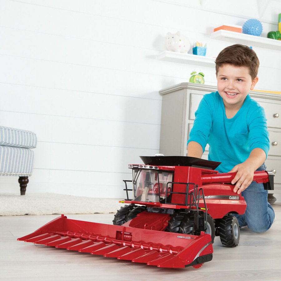 Big Farm 1:16 IH 8240 Combine w/ Grain & Corn Head Farm Toy 66x44cm Red 3y+