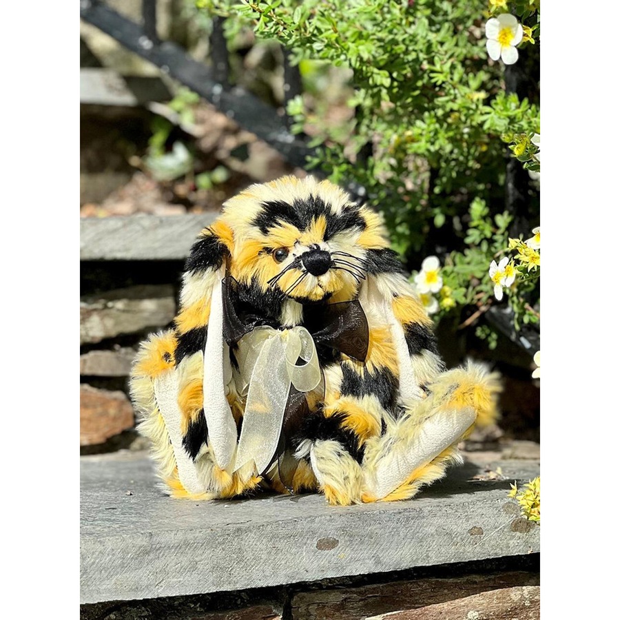 Charlie Bears Bombini Kids/Childrens Fluffy Cuddly Plush Soft Toy Yellow 3y+