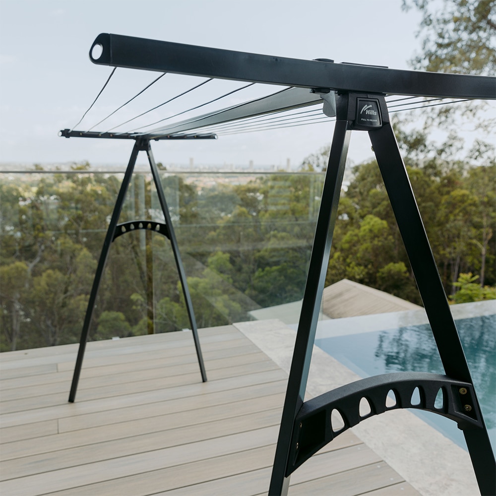 Hills Hoist Mobile Outdoor Clothesline Hills Classic Heritage