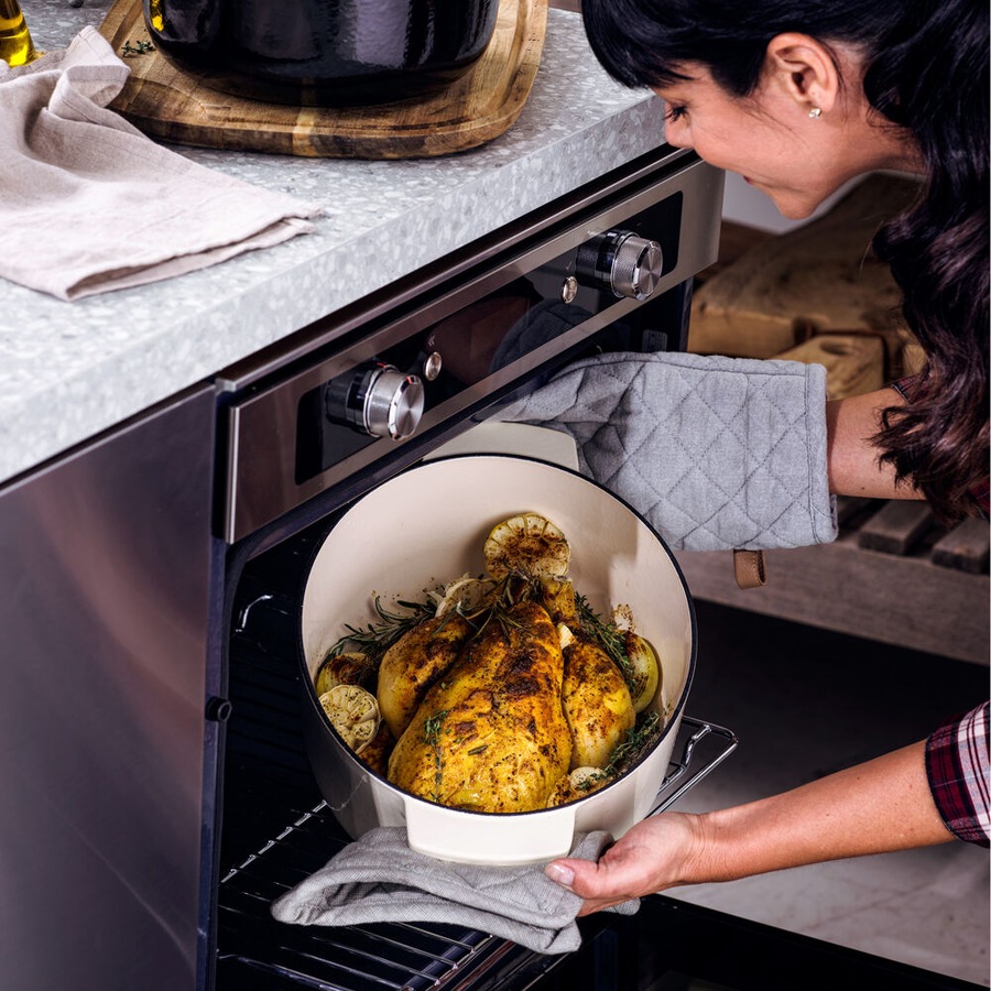 KitchenAid 30cm Cast Iron Non-Stick Oval Casserole Dish w/ Lid Almond Cream