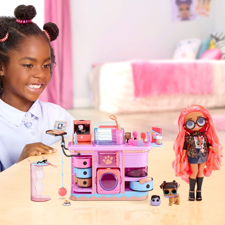 L.O.L. Surprise! OMG I AM Rescue Vet Doll Toy Kids Interactive Playset 4+