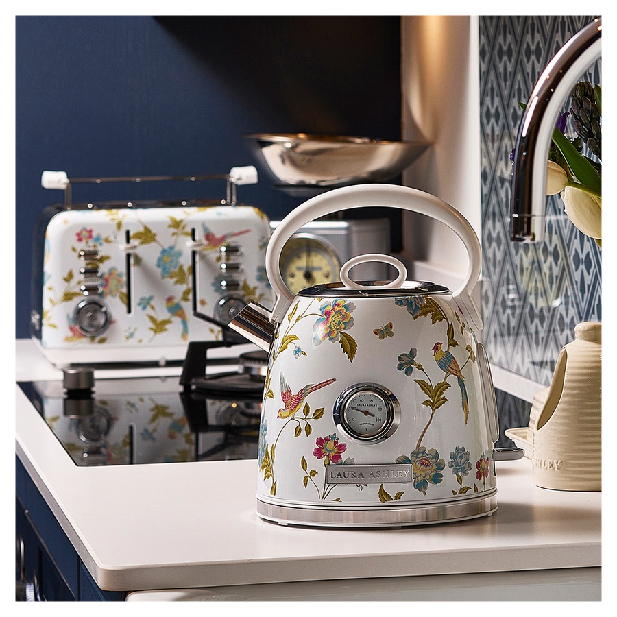 Laura Ashley Elveden 1.7L Electric Kettle 2200W Hot Drink/Water Boiler White