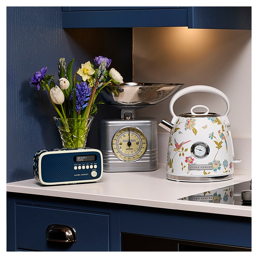 Laura Ashley Elveden 1.7L Electric Kettle 2200W Hot Drink/Water Boiler White