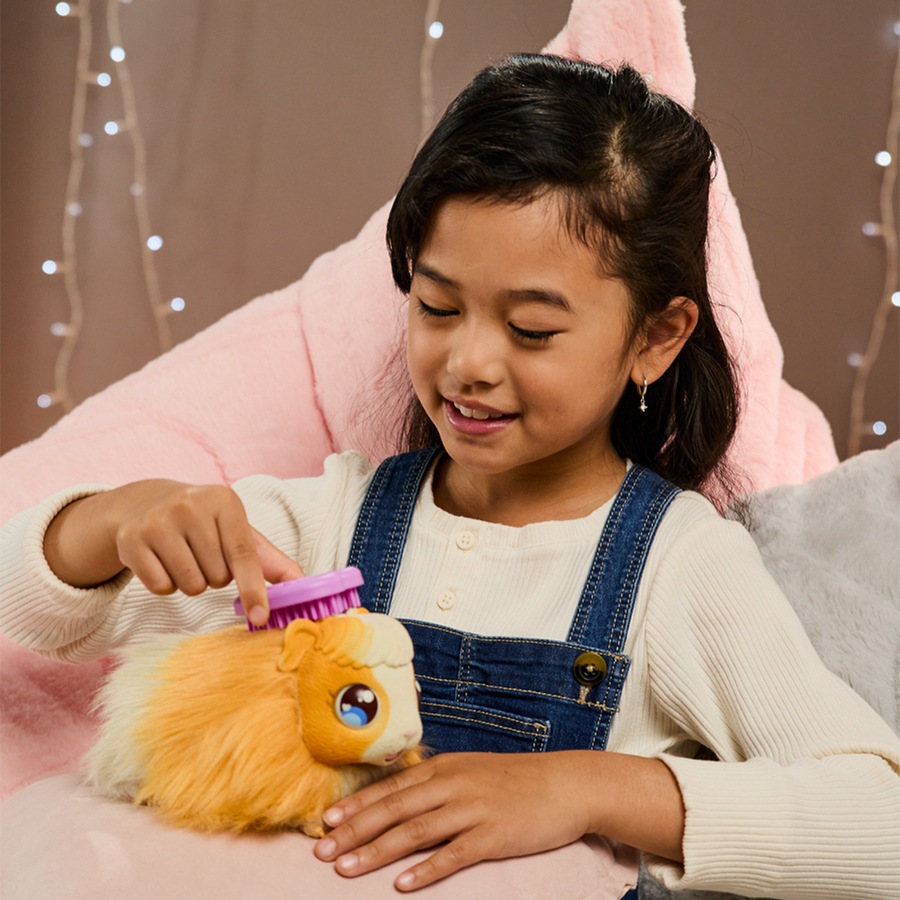 Little Live Pets Mama Surprise Guinea Pig w/Babies/Hutch Playset Kids Toy 4y+