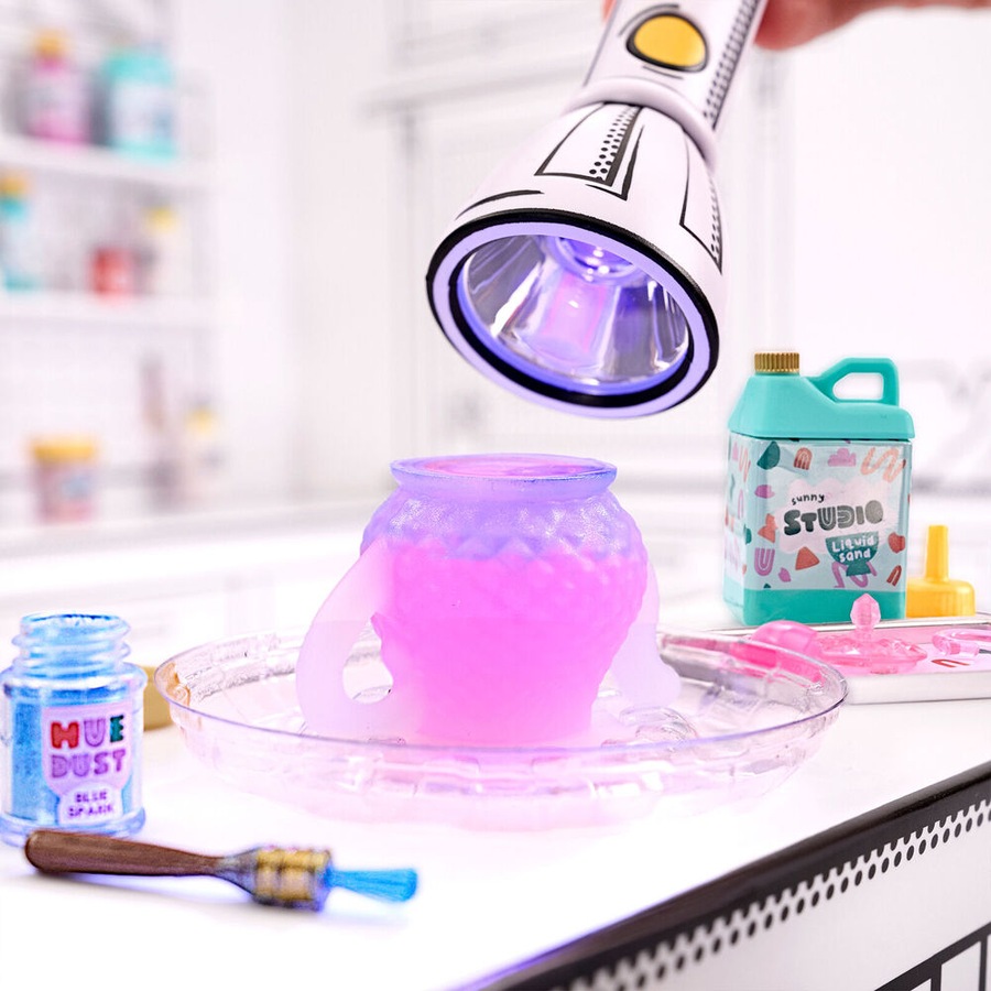 MGA's Miniverse Make It Mini Lifestyle Series 2 Miniatures Assorted Kids 8y+