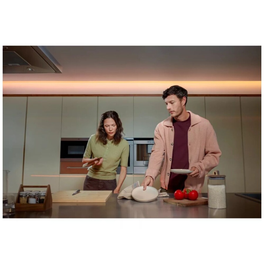 Philips Hue Flux Ultra-Bright Indoor Customisable LED Strip Light 3M