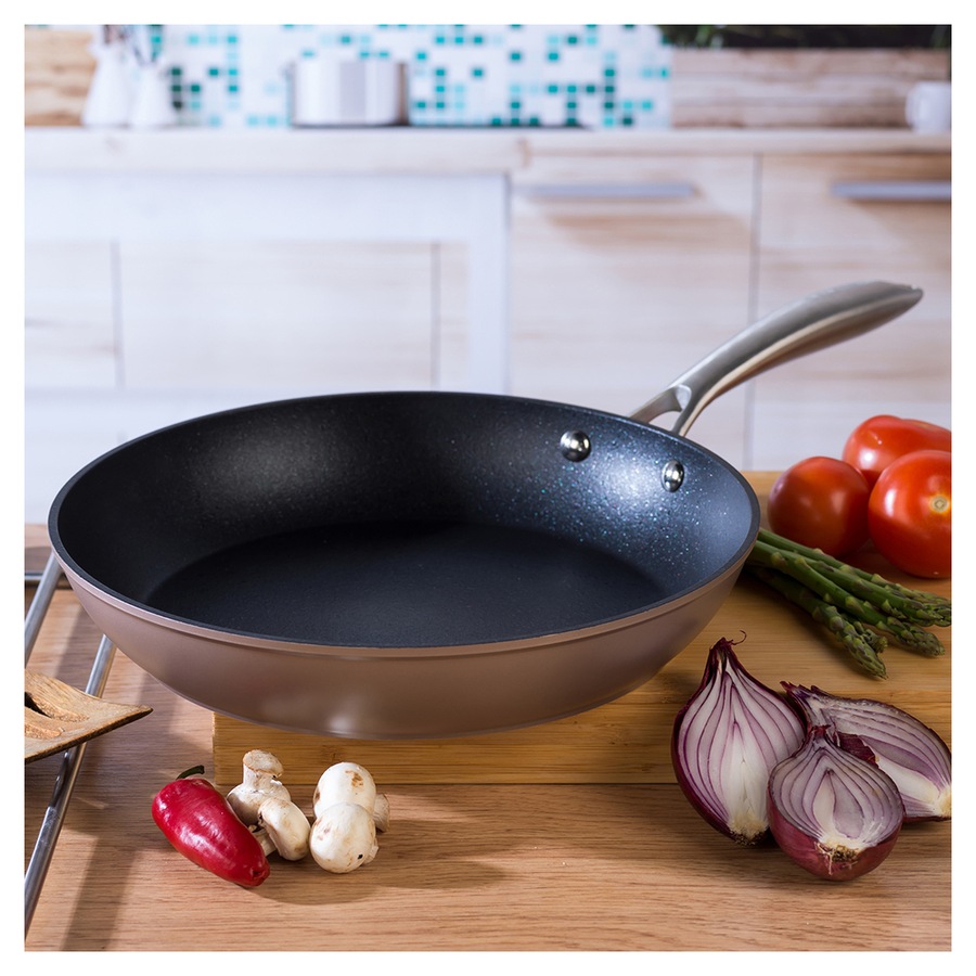 Salter 28cm Metallic Stir Fry Pan Non-Stick Induction/Gas Cookware Pan Champagne