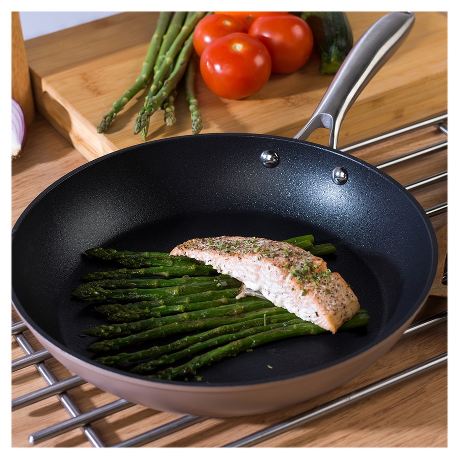 Salter 28cm Metallic Stir Fry Pan Non-Stick Induction/Gas Cookware Pan Champagne