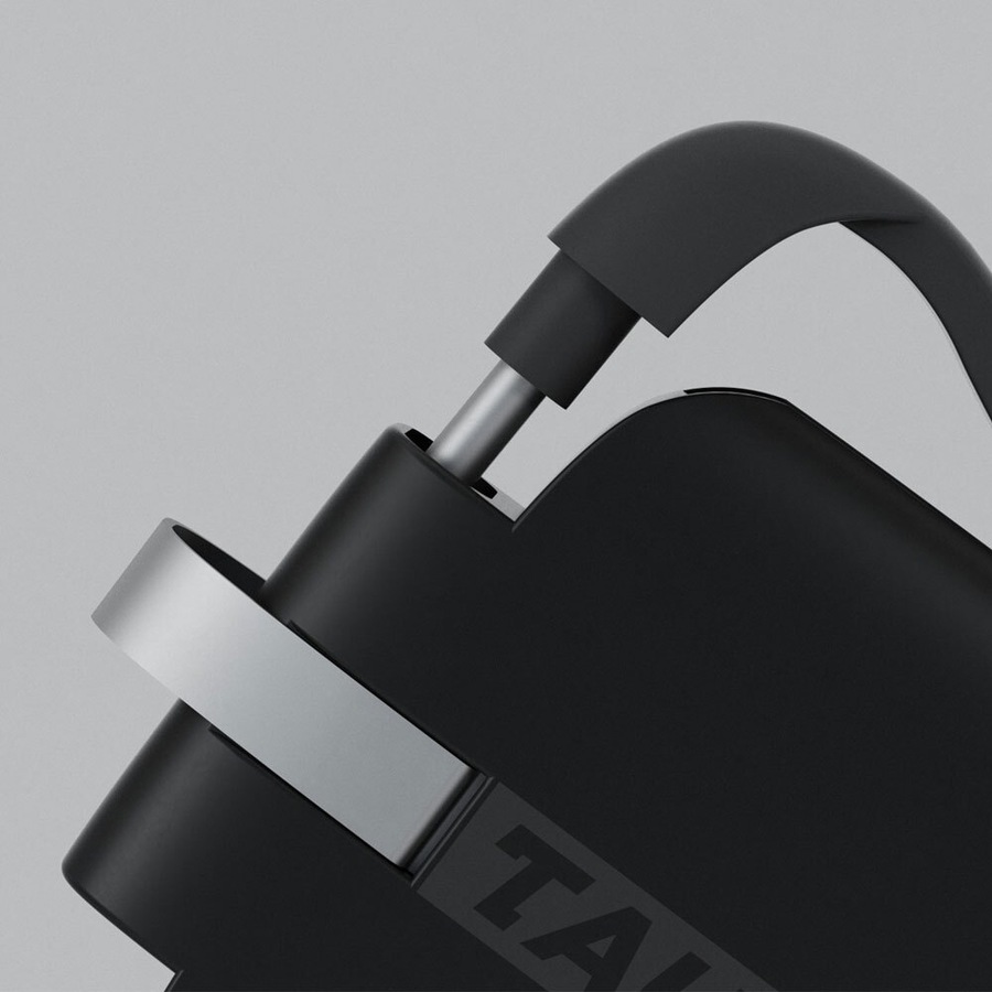 TAU 1400mAh Keychain Powerbank Charger/Lightning/USB-C for iPhone 12/Galaxy BK