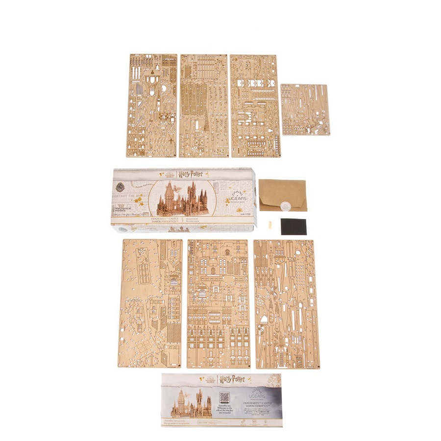 Ugears Hogwarts Harry Potter Castle 3D Wooden Puzzle Toy 36.9x27.3cm 14y+