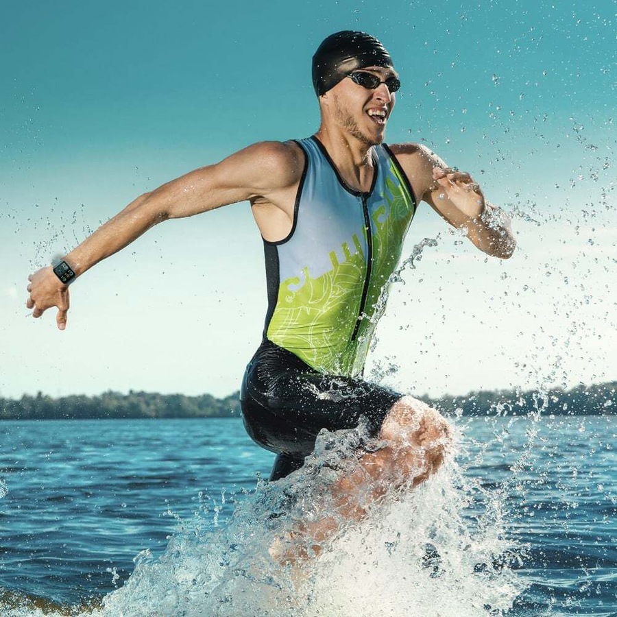 Vfitness Momentum 3 Sports/Fitness Smart Watch w/ Alexa Voice Assist Black