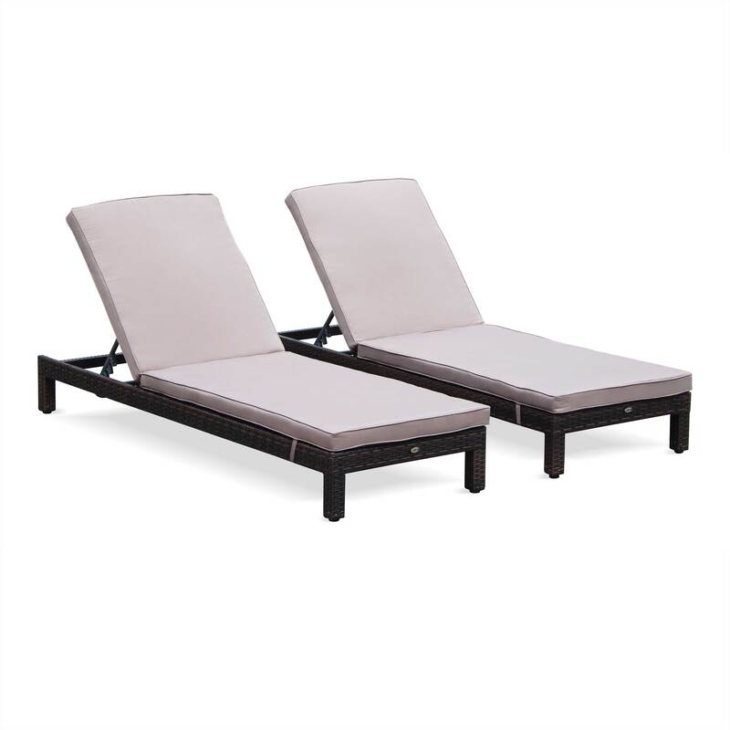 pisa sun loungers