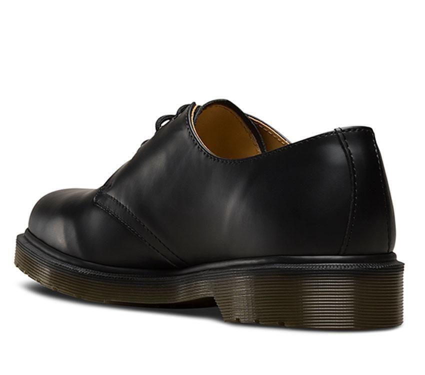 Narrow fit dr store martens