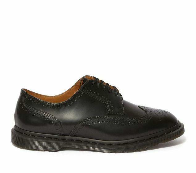 Dr martens kelvin brogues in black polished sales smooth