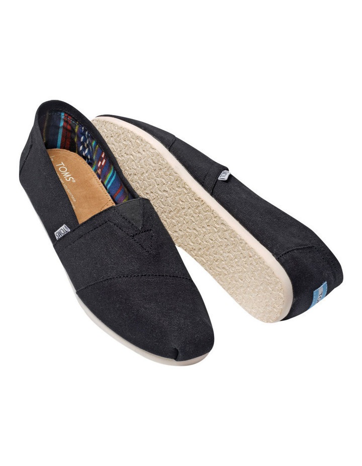toms black on black men's classics
