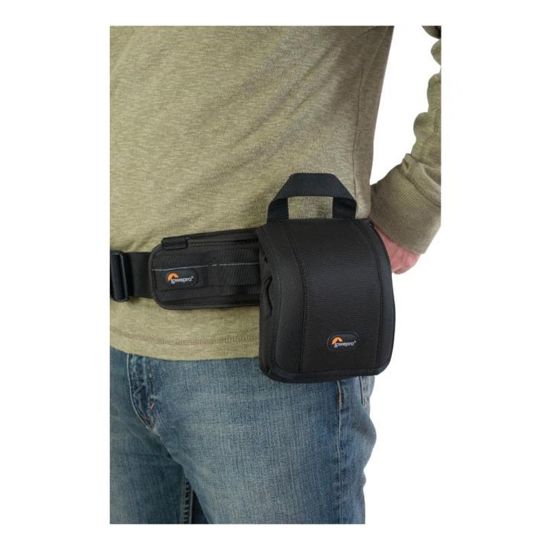 Lowepro S&F Slim Lens Pouch 55 AW (Black) 680586 - MyDeal