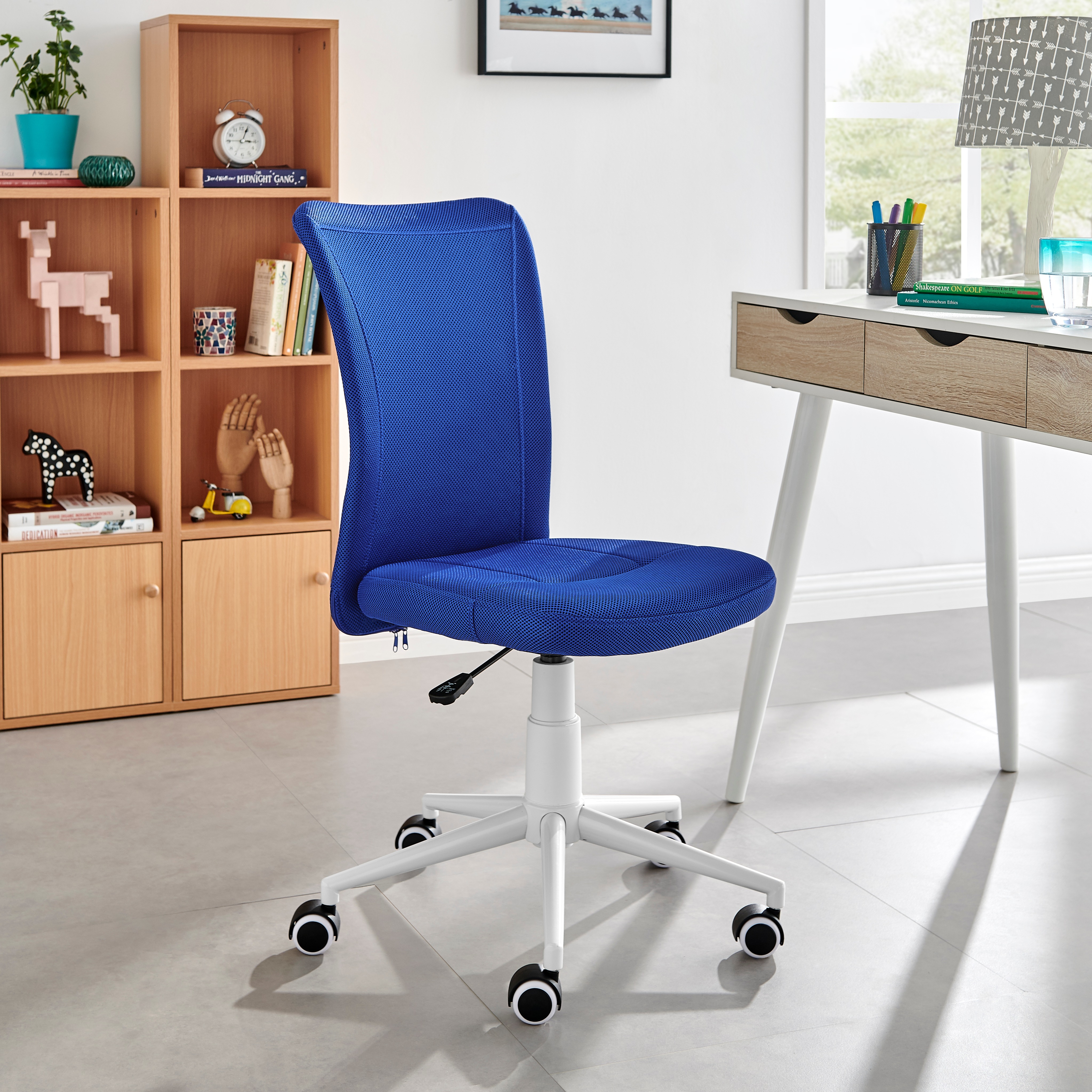 Royal blue desk discount chair