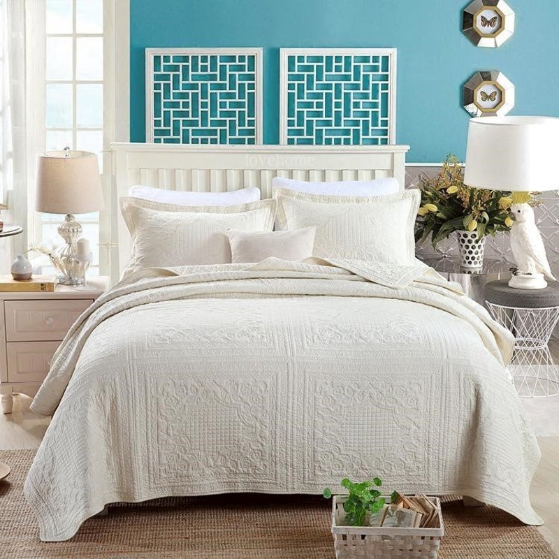 Luxury 100 Cotton Coverlet Bedspread, Cream Super King Bedding Sets
