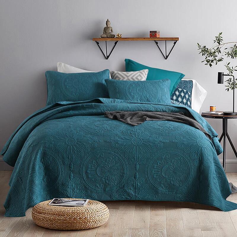 Luxury Quilted 100 Cotton Coverlet, Teal Super King Bedspread