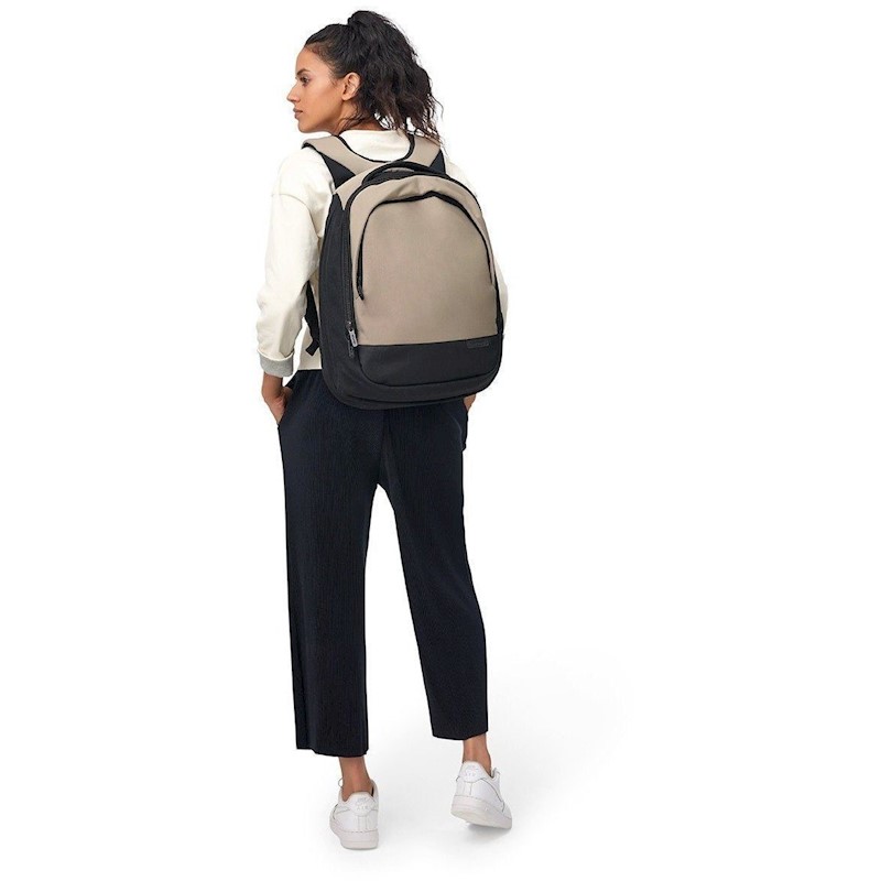 crumpler mantra backpack