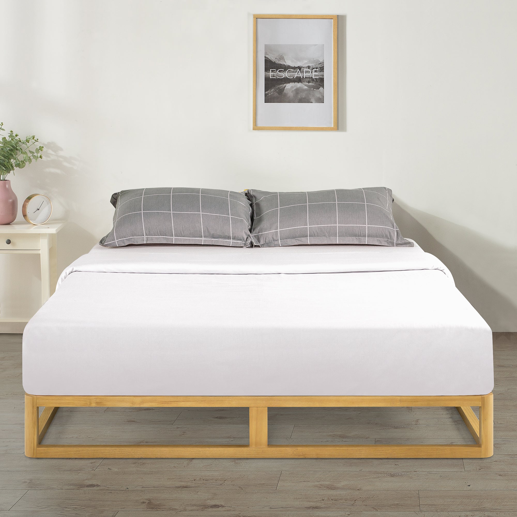 Zinus Industrial Pine Wood Bed Frame Low Bed Base Mattress Foundation