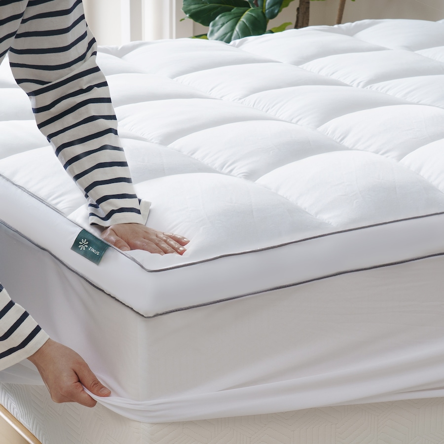 Zinus Single Quilted Bamboo Mattress Topper- Fits up to 40cm Thick Mattresses