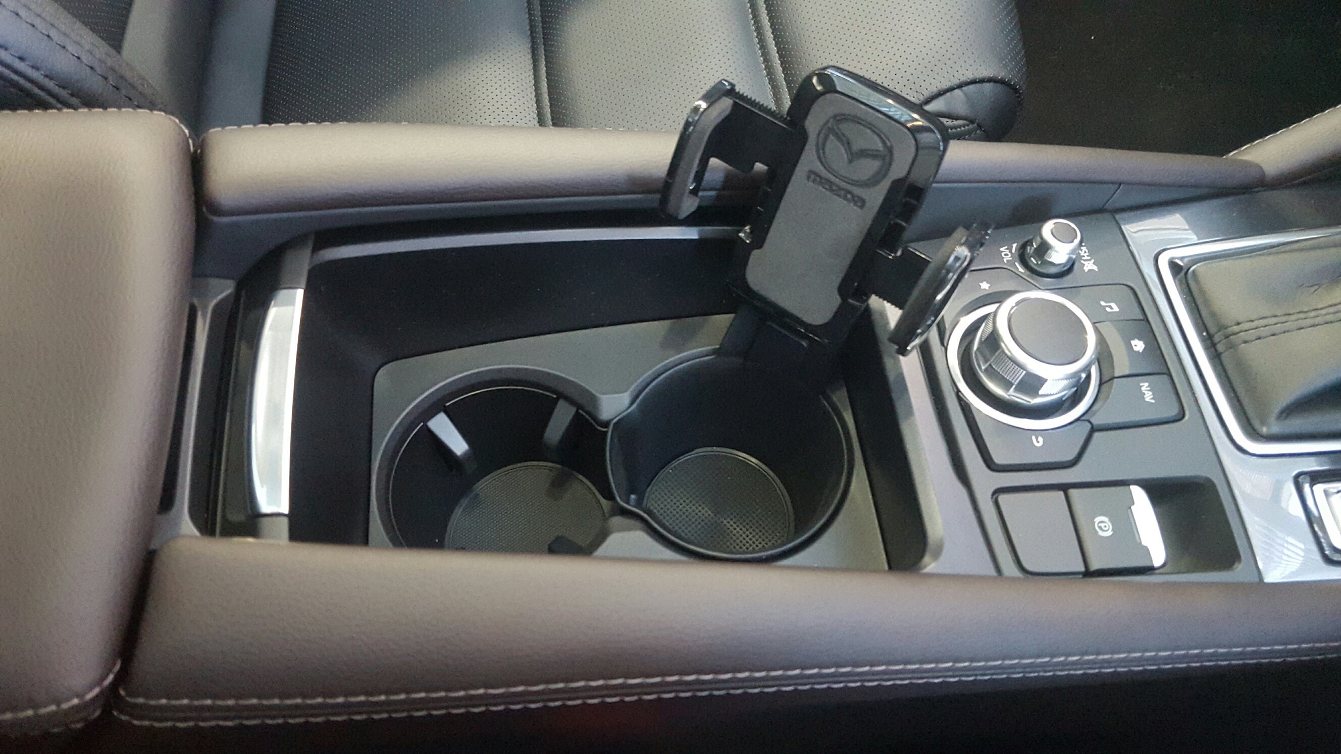 mazda 6 phone holder