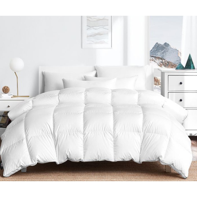 Buy Luxury 95 Goose Down & Feather Double Warm Winter Quilt 700gsm