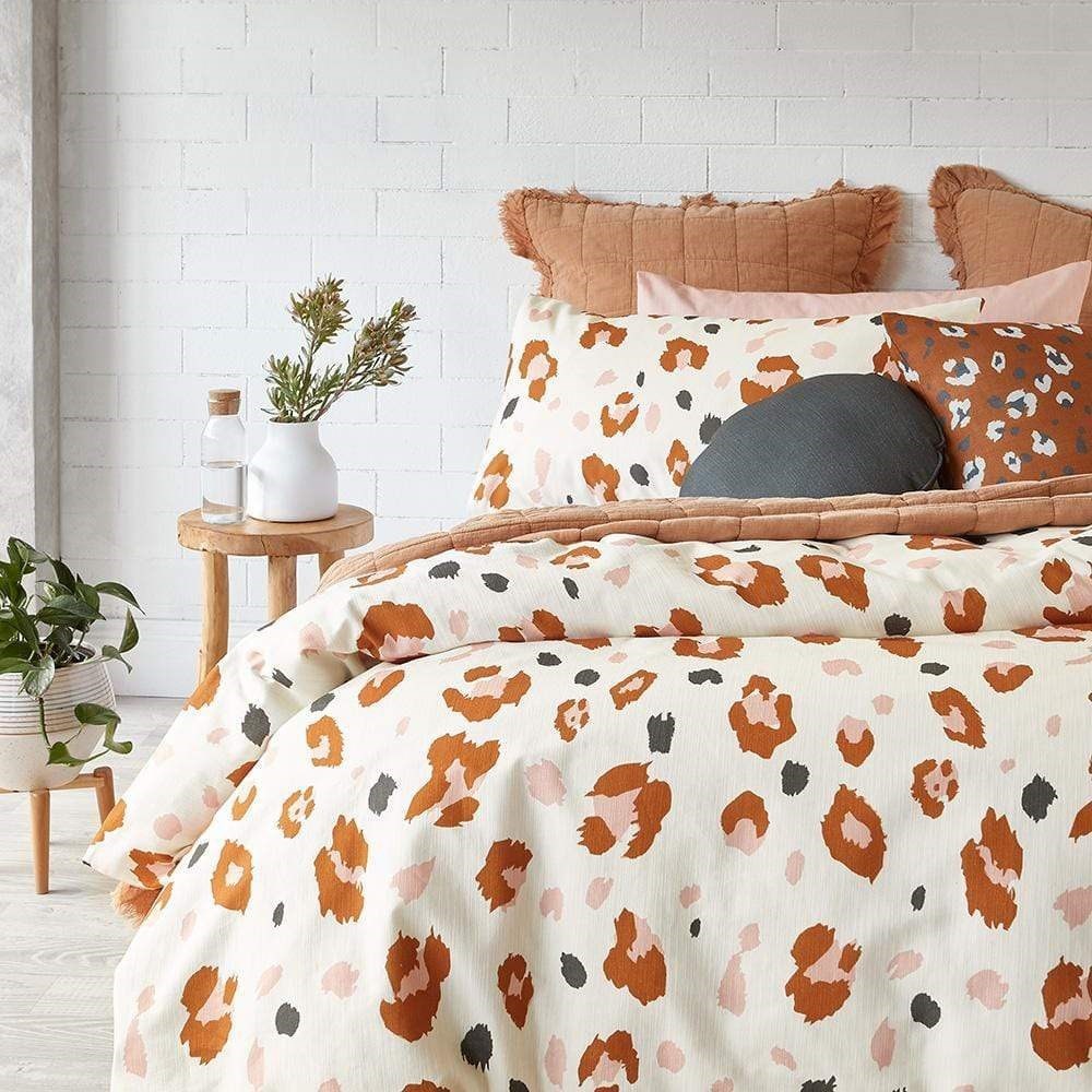 alex liddy wild print quilt cover