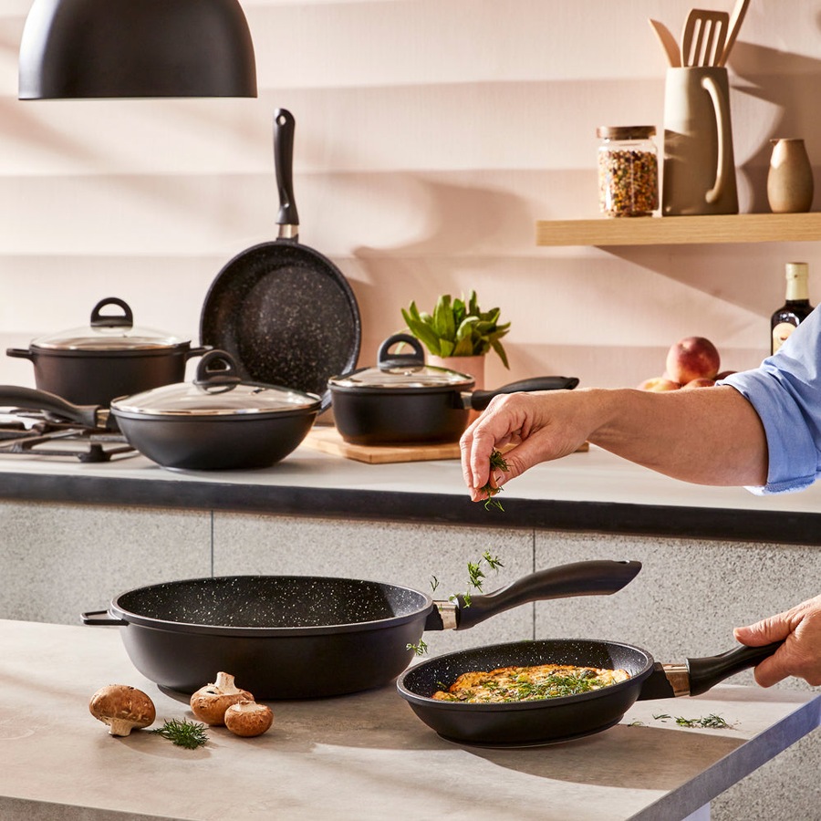 STONE 6 Piece Cast Aluminium Cookware Set with Stir Fry Pan Baccarat