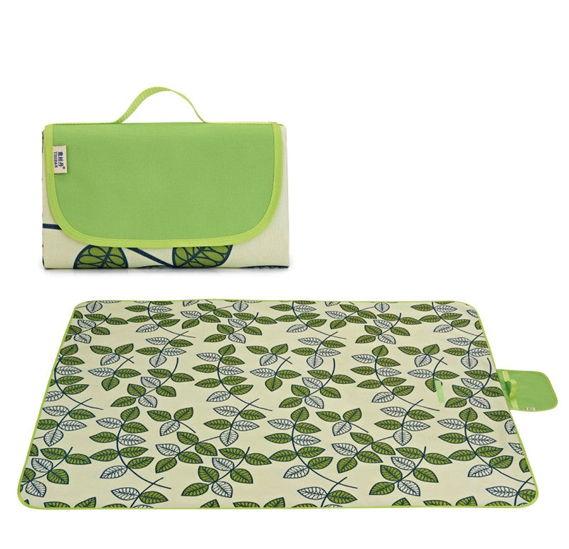 145*200cm Outdoor Waterproof Sandproof Foldable Portable Picnic Mat Picnic Blanket Fit up to 3-4 Adults