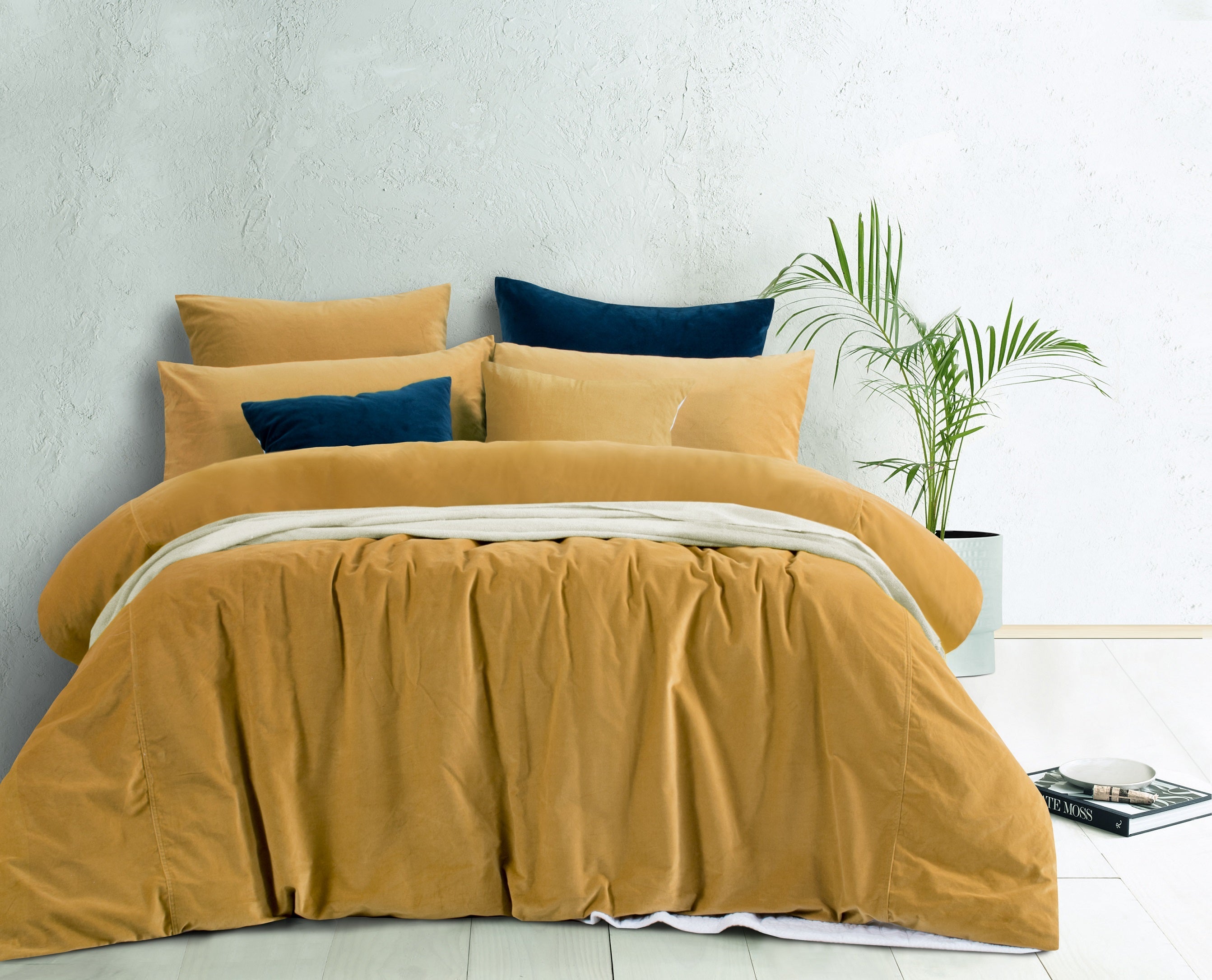 110% Cotton Velvet Quilt Cover Set - Gold Harmony
