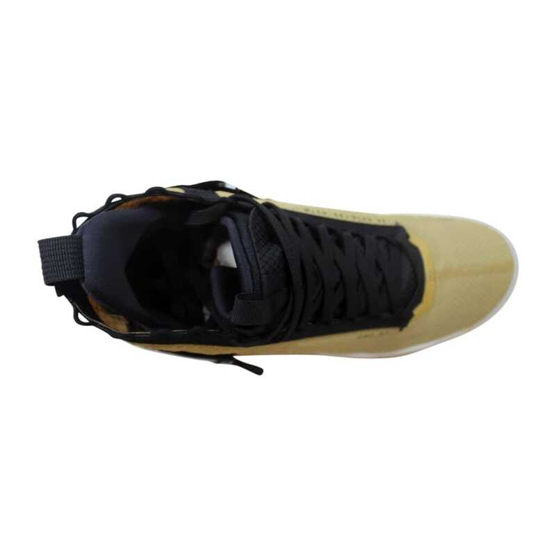 Nike proto max 720 2024 gold