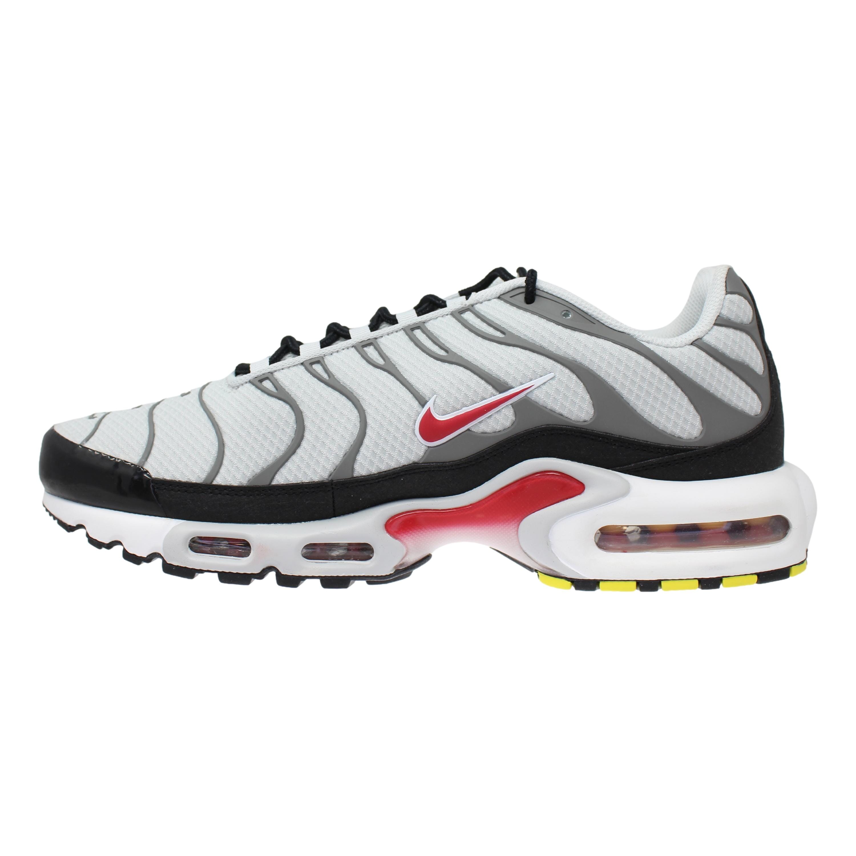 nike air max plus mens red
