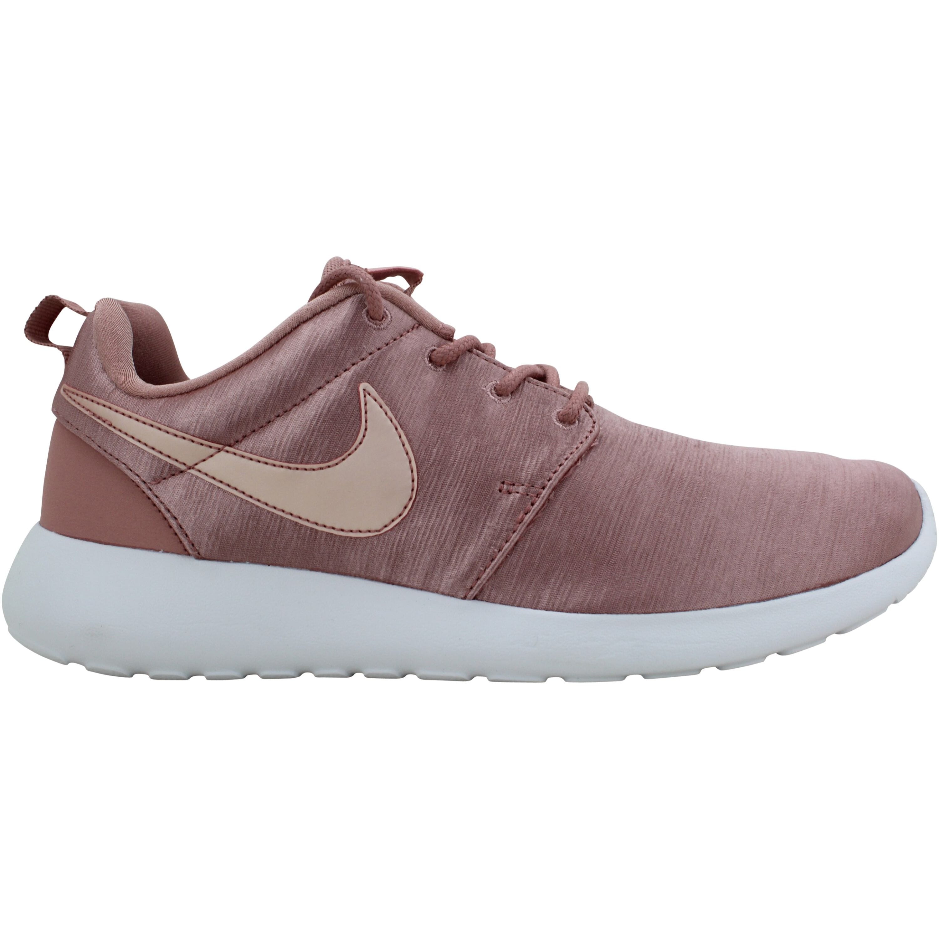 Roshe run hot sale pink