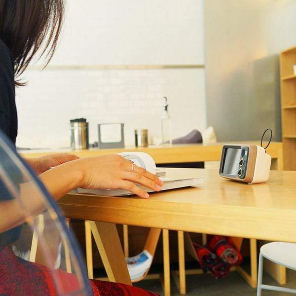 Retro TV Bluetooth Speaker Mobile Phone 