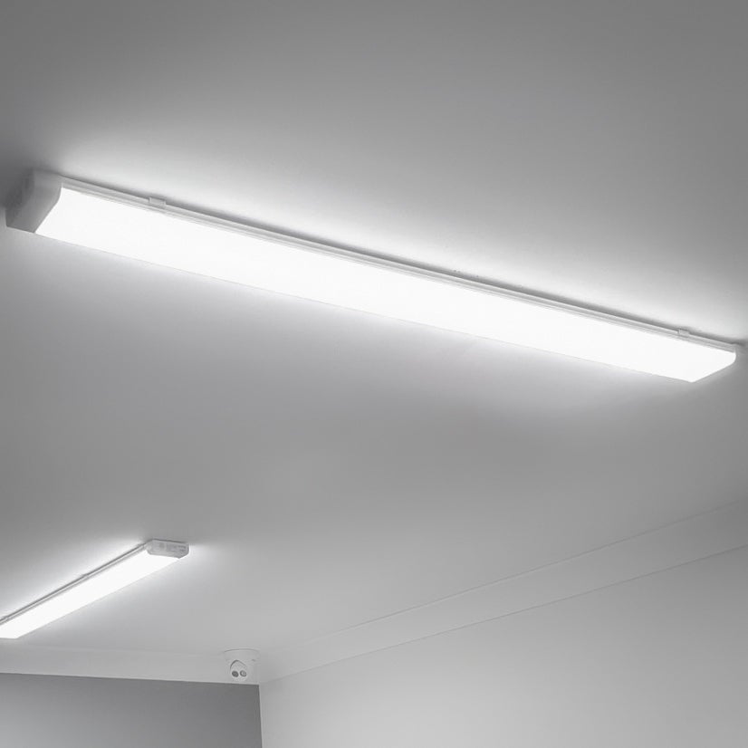 Blade Slim Profile LED Batten Light 20w/40w (2ft/4ft) 5 Year Warranty
