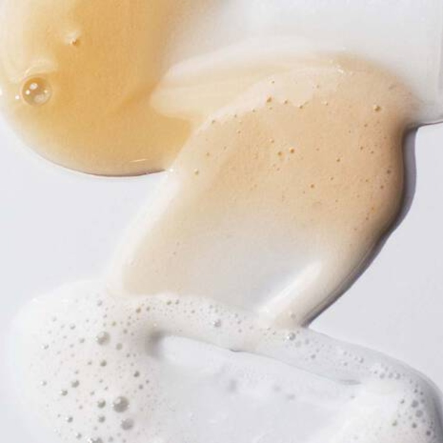 Pureology Smooth Perfection 250ml Duo lessens frizz in textured & straight hair